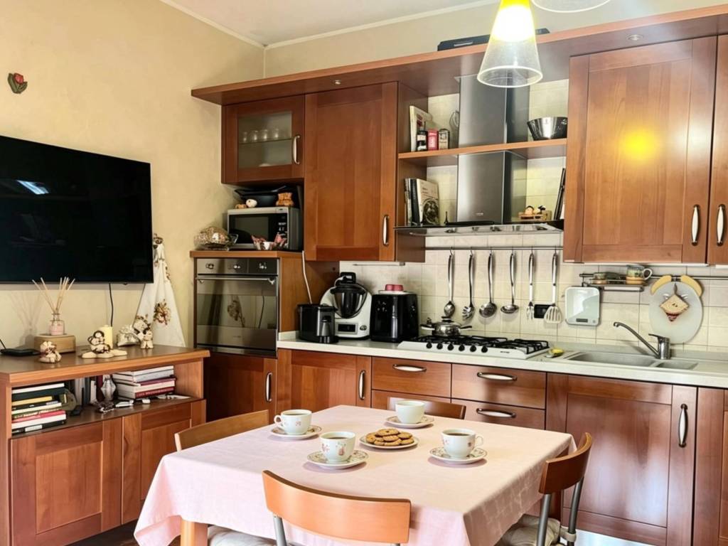 appartamento in vendita a Reggio nell'Emilia in zona Città Storica