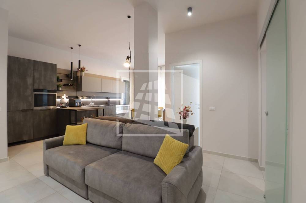appartamento in vendita a Reggio nell'Emilia in zona Città Storica