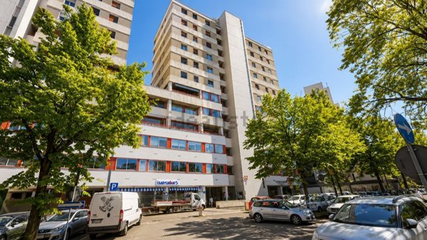 appartamento in vendita a Reggio nell'Emilia in zona Belvedere
