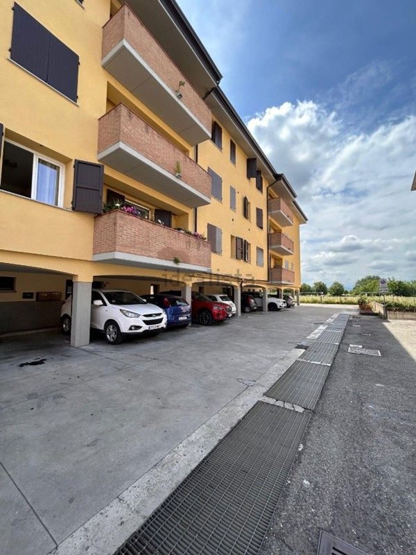 appartamento in vendita a Reggio nell'Emilia in zona Cadè / Gaida