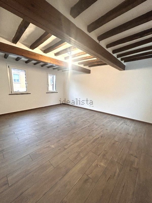 casa indipendente in vendita a Reggio nell'Emilia in zona Rivalta