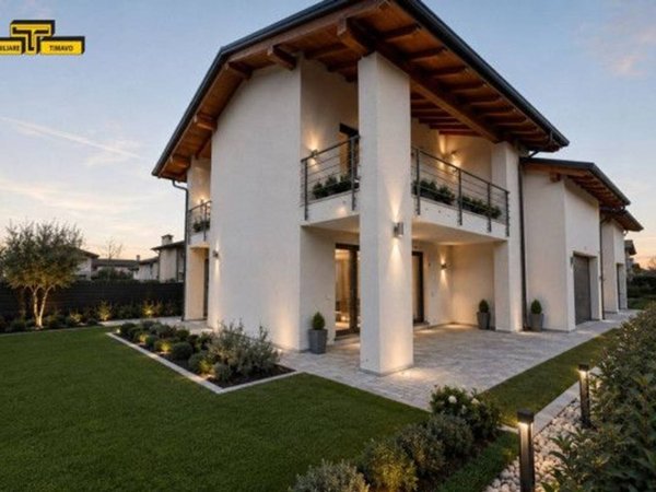 casa indipendente in vendita a Reggio nell'Emilia in zona Roncadella