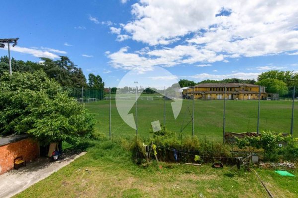 appartamento in vendita a Reggio nell'Emilia in zona Santa Croce
