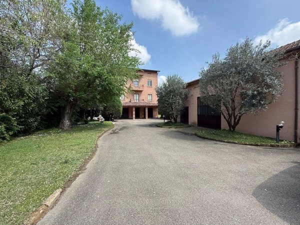 casa indipendente in vendita a Reggio nell'Emilia