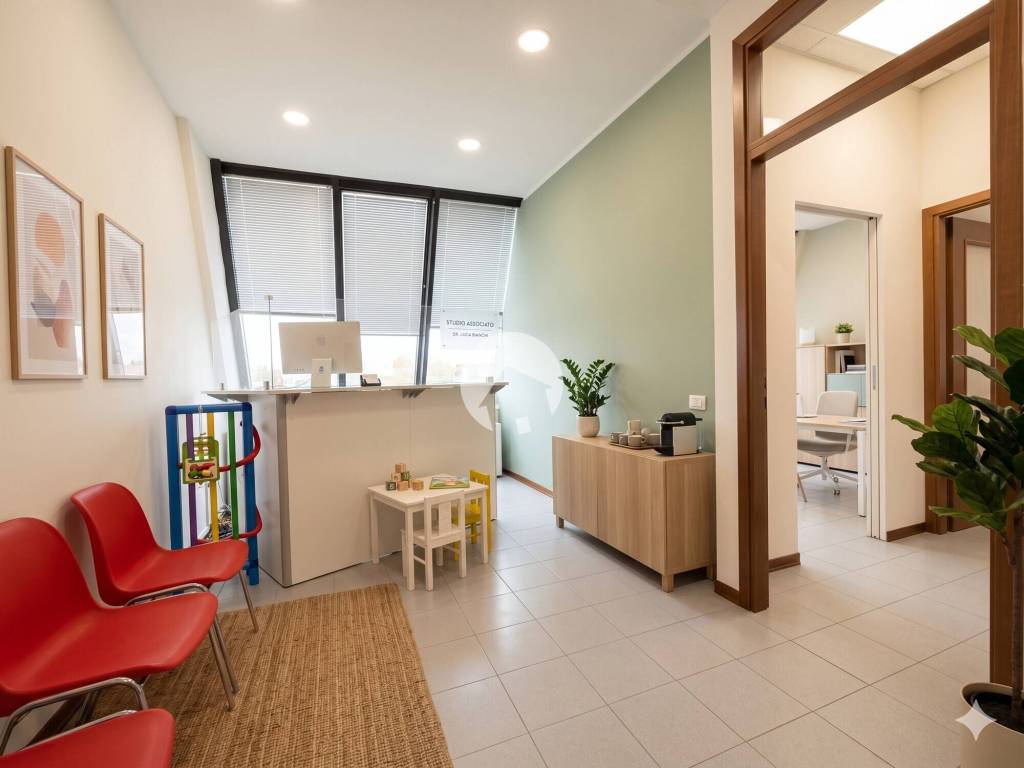 ufficio in vendita a Reggio nell'Emilia