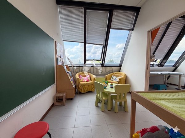 ufficio in vendita a Reggio nell'Emilia