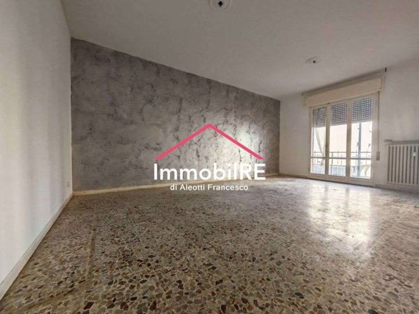 appartamento in vendita a Reggio nell'Emilia in zona Città Storica