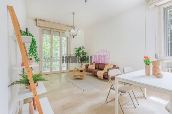 appartamento in vendita a Reggio nell'Emilia in zona Ospizio