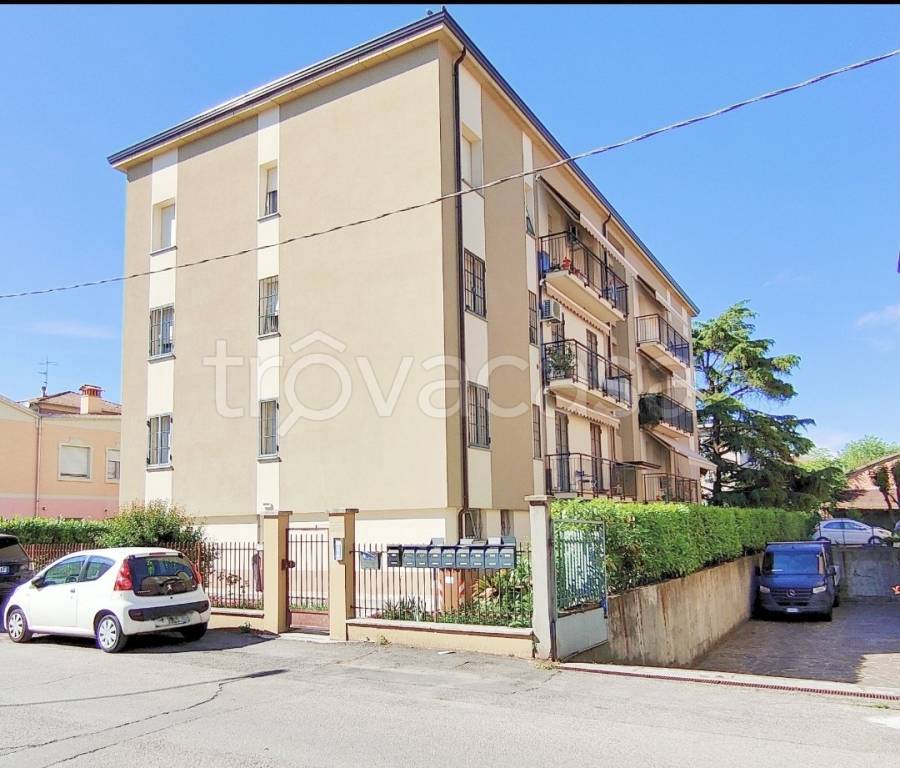 appartamento in vendita a Reggio nell'Emilia in zona Regina Pacis