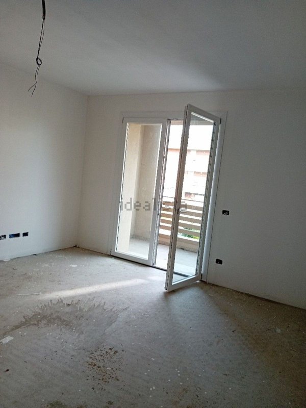 appartamento in vendita a Reggio nell'Emilia in zona Pieve Modolena