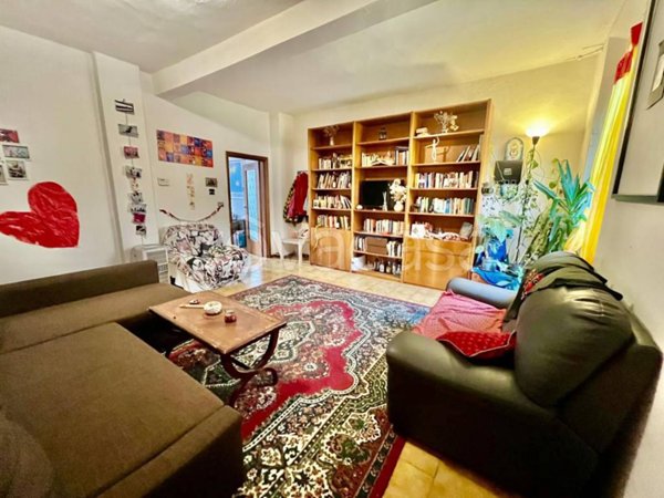 appartamento in vendita a Reggio nell'Emilia in zona Città Storica