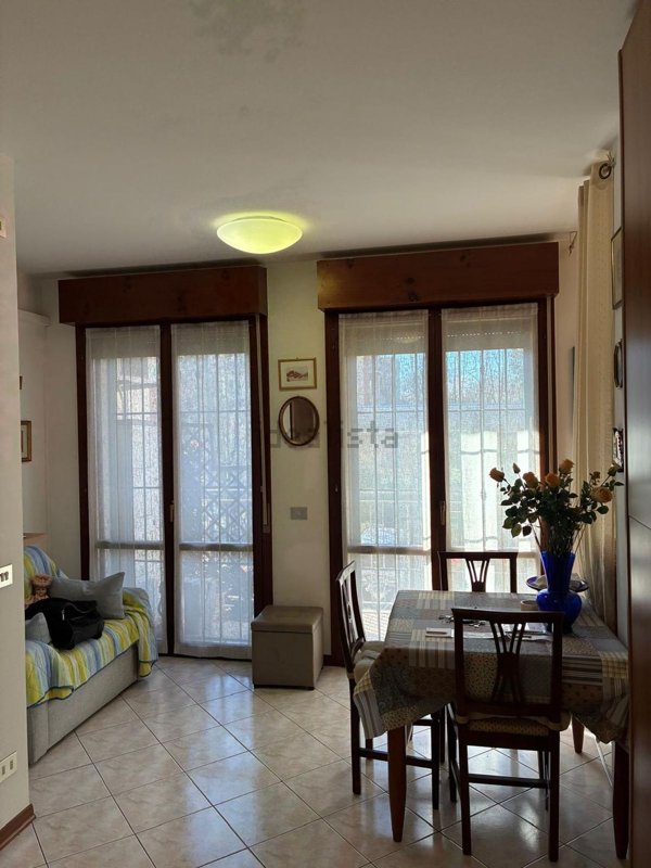 appartamento in vendita a Reggio nell'Emilia in zona Mirabello