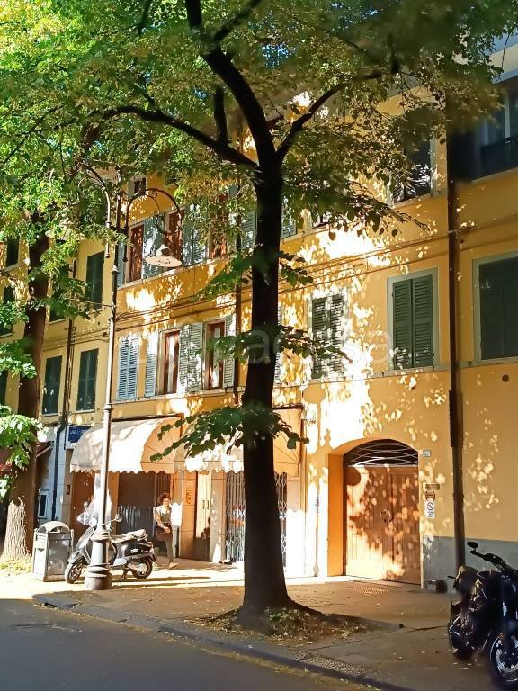 appartamento in vendita a Reggio nell'Emilia in zona Città Storica