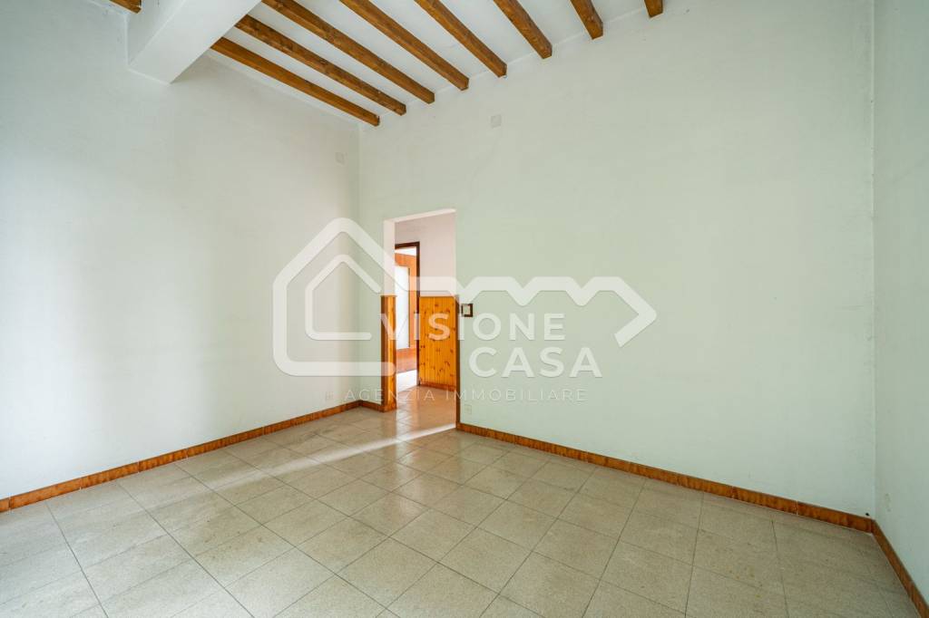 casa indipendente in vendita a Reggio nell'Emilia in zona Santa Croce
