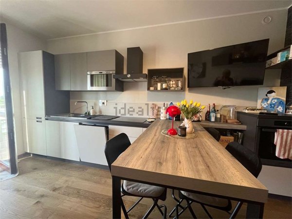 appartamento in vendita a Reggio nell'Emilia in zona Roncina