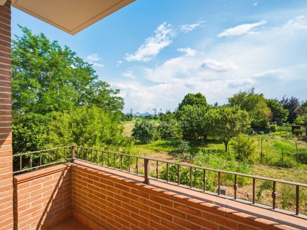 appartamento in vendita a Reggio nell'Emilia in zona Buco del Signore
