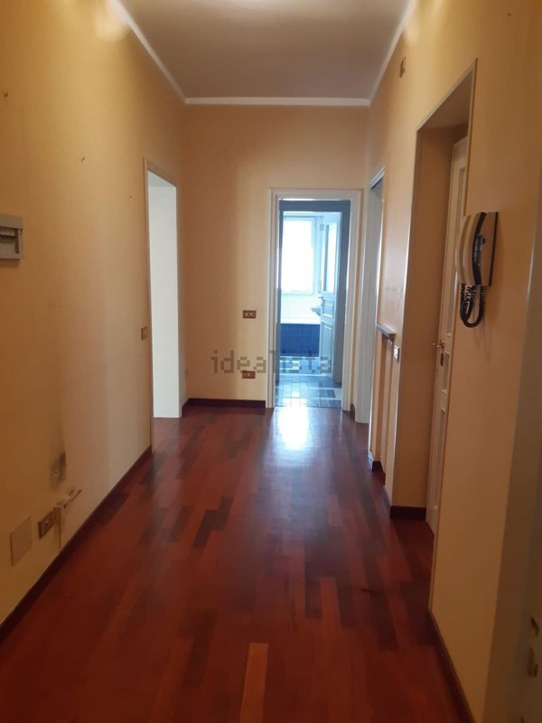 appartamento in vendita a Reggio nell'Emilia in zona Città Storica