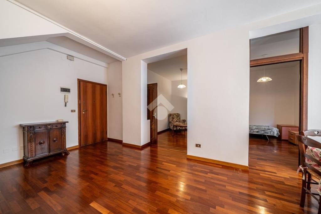 appartamento in vendita a Reggio nell'Emilia in zona Città Storica