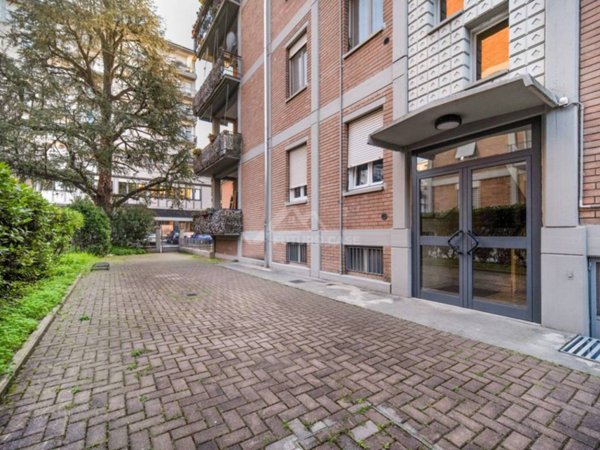 appartamento in vendita a Reggio nell'Emilia in zona Città Storica