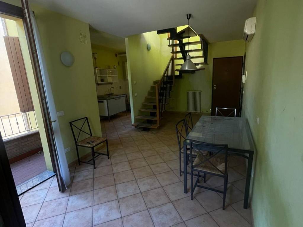 appartamento in vendita a Reggio nell'Emilia in zona Rosta Nuova