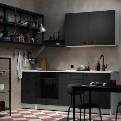 casa indipendente in vendita a Reggio nell'Emilia in zona Marmirolo
