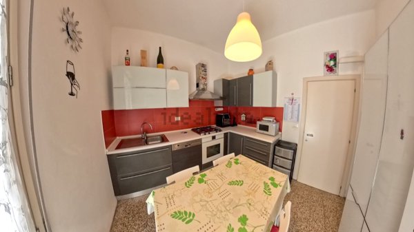 appartamento in vendita a Reggio nell'Emilia in zona Compagnoni / Migliolungo