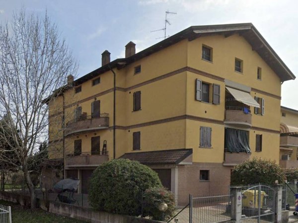 appartamento in vendita a Reggio nell'Emilia in zona Massenziatico