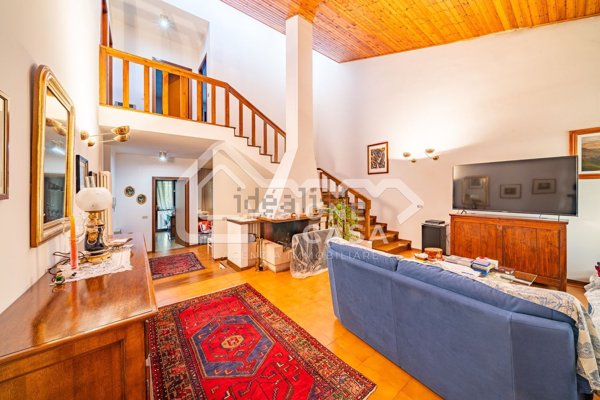 casa indipendente a Reggio nell'Emilia in zona San Pellegrino / Villa Canali