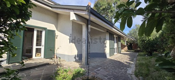 casa indipendente in vendita a Reggio nell'Emilia in zona Baragalla
