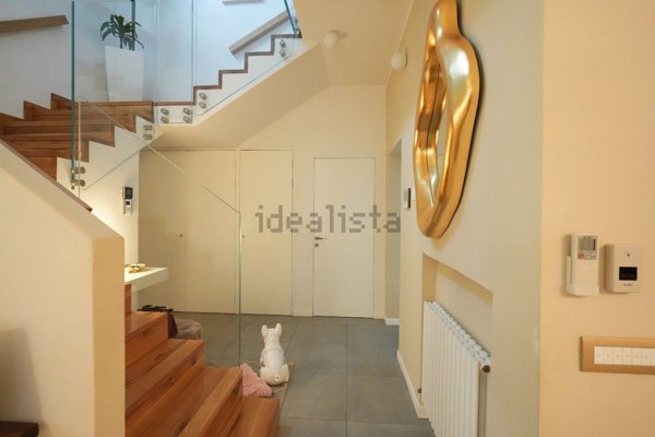 casa indipendente in vendita a Reggio nell'Emilia in zona Belvedere