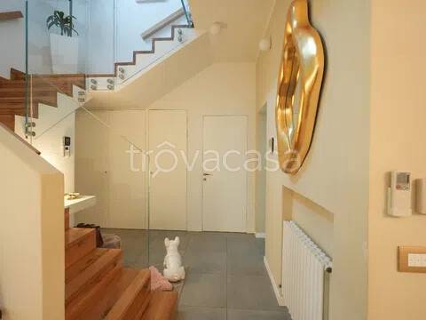 casa indipendente in vendita a Reggio nell'Emilia in zona Baragalla