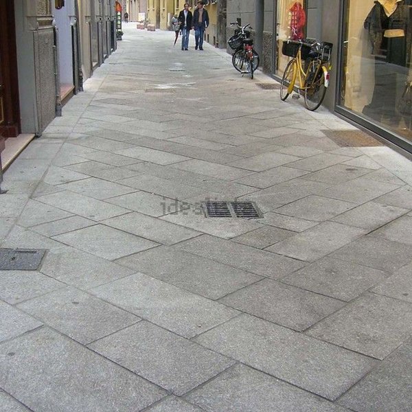 appartamento in vendita a Reggio nell'Emilia in zona Città Storica