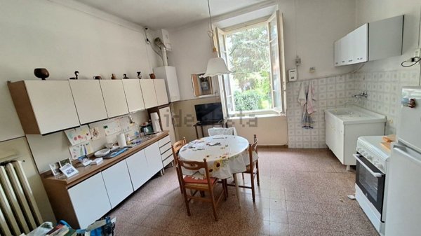 appartamento in vendita a Reggio nell'Emilia in zona Mirabello