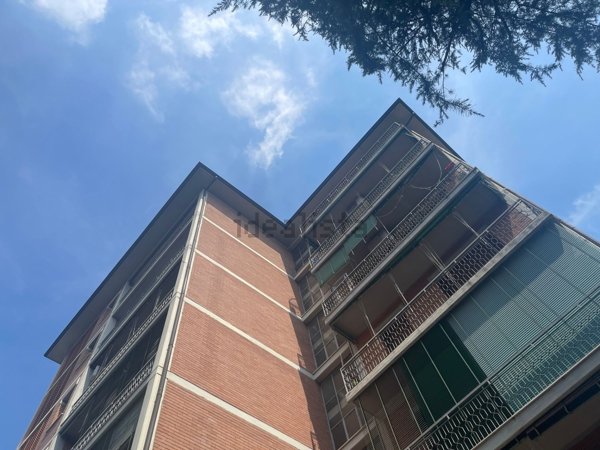 appartamento in vendita a Reggio nell'Emilia in zona Compagnoni / Migliolungo