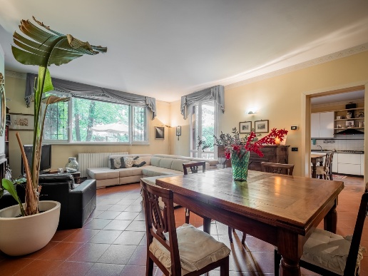 casa indipendente in vendita a Reggio nell'Emilia in zona Baragalla