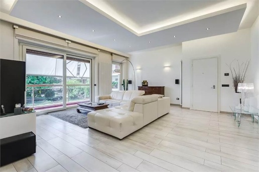 casa indipendente in vendita a Reggio nell'Emilia in zona Baragalla