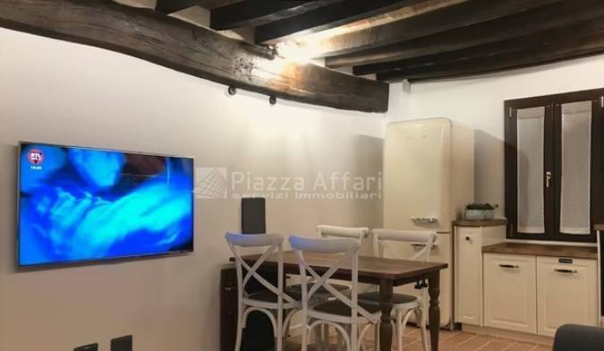 appartamento a Reggio nell'Emilia in zona San Pellegrino / Villa Canali