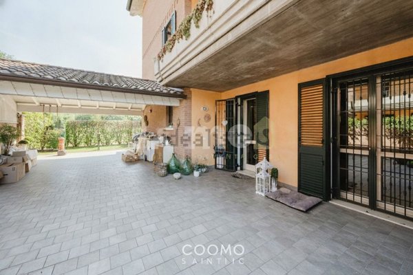 casa semindipendente in vendita a Reggio nell'Emilia in zona Buco del Signore