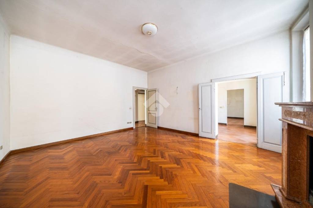 appartamento in vendita a Reggio nell'Emilia in zona Città Storica
