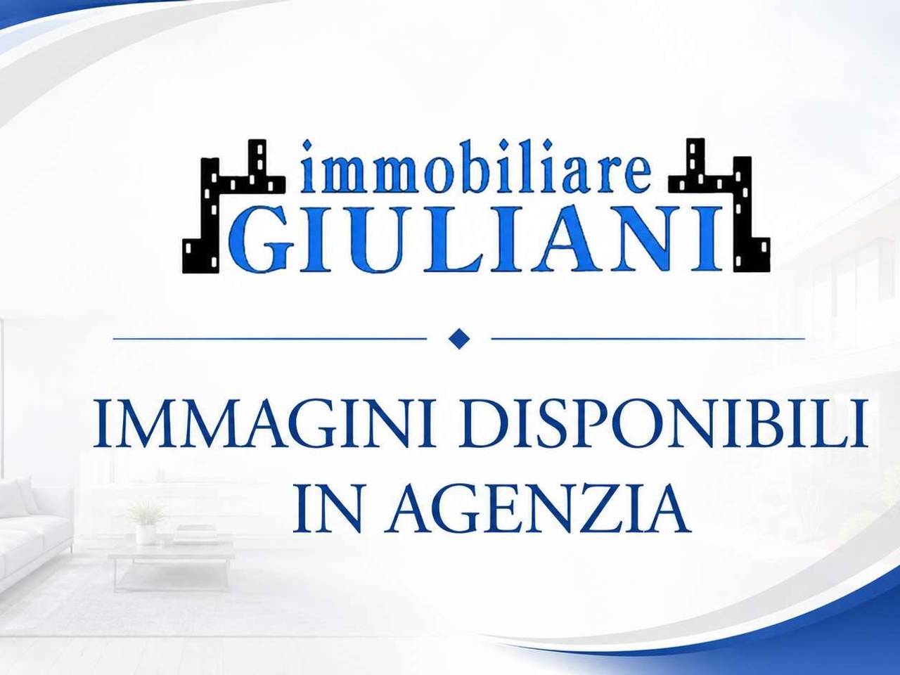 appartamento in vendita a Reggio nell'Emilia in zona Città Storica