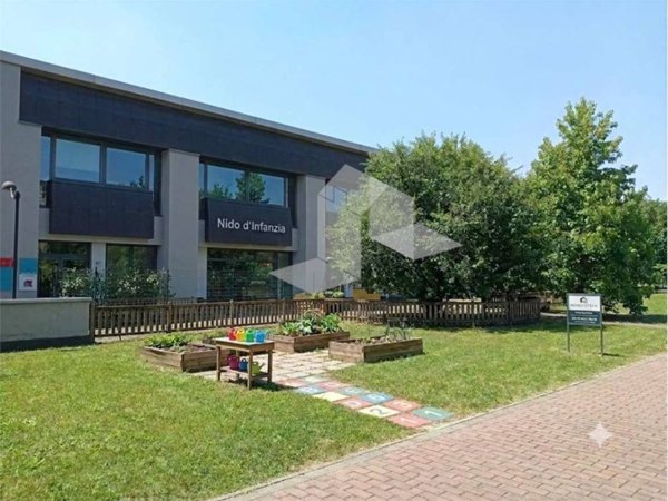 ufficio in vendita a Reggio nell'Emilia in zona San Prospero Strinati