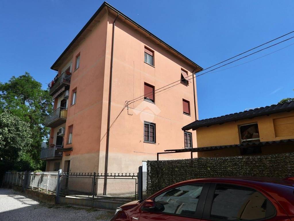 appartamento in vendita a Reggio nell'Emilia in zona Città Storica