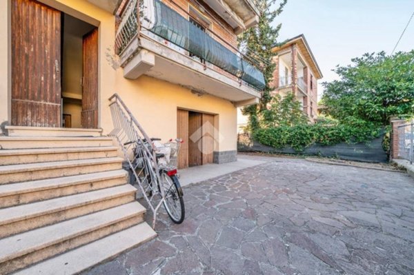 appartamento in vendita a Reggio nell'Emilia in zona Città Storica
