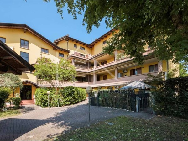 appartamento in vendita a Reggio nell'Emilia in zona Sesso