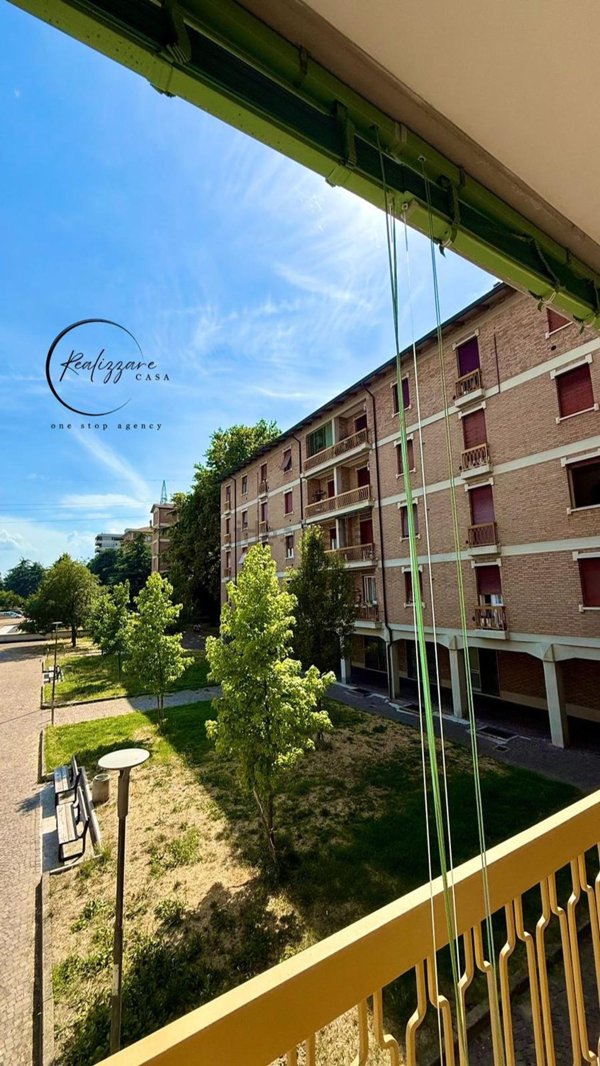 appartamento a Reggio nell'Emilia in zona San Pellegrino / Villa Canali
