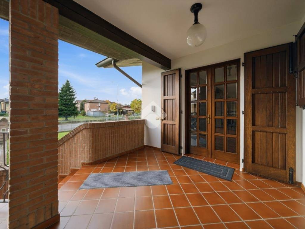casa indipendente in vendita a Reggio nell'Emilia in zona Coviolo