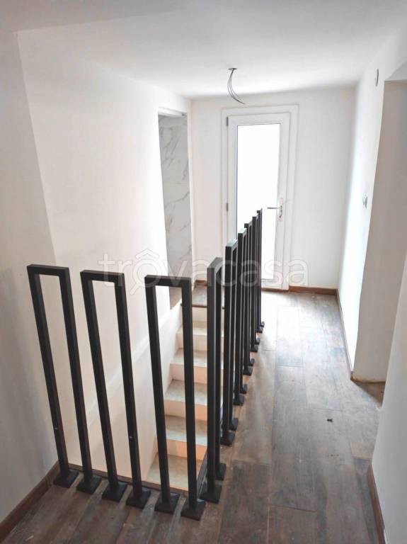 casa indipendente in vendita a Reggio nell'Emilia in zona Baragalla