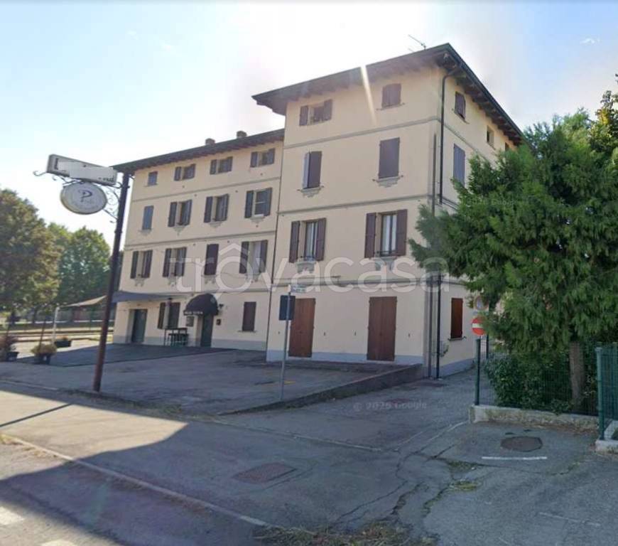 negozio in vendita a Reggio nell'Emilia in zona San Maurizio