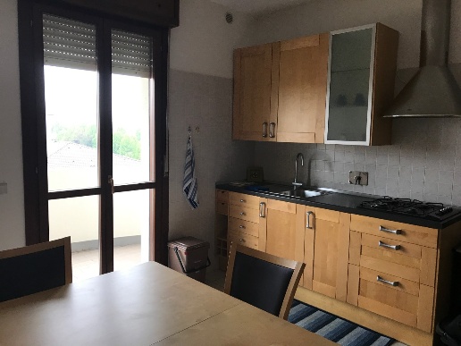 appartamento in vendita a Reggio nell'Emilia in zona Tribunale
