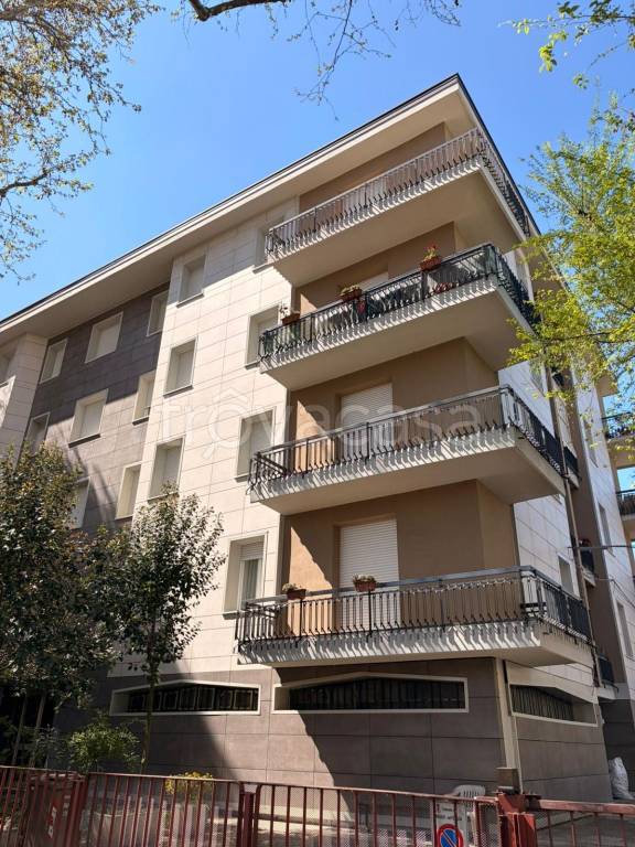 appartamento in vendita a Reggio nell'Emilia in zona Mirabello
